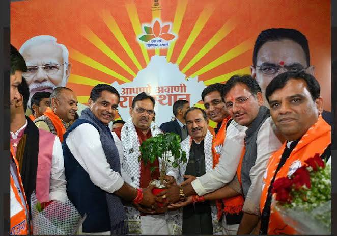 जयपुर में वैश्य-समाज के 5 महापौर और 24 पार्षद सम्मानित