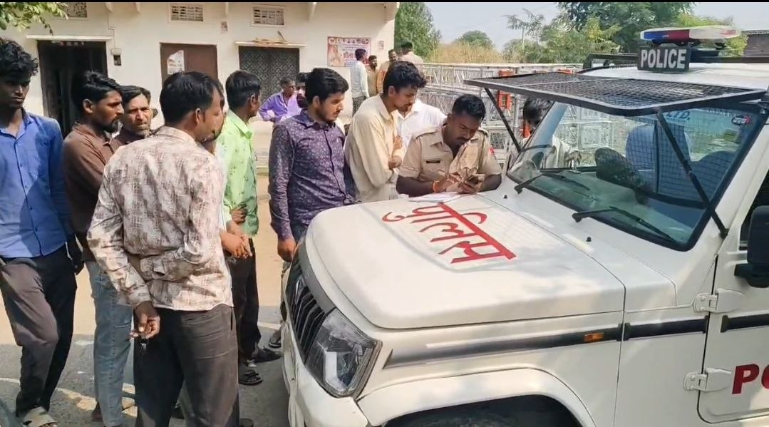 सूने मकान से 6 तोला सोना और 850 ग्राम चांदी ले उड़े चोर