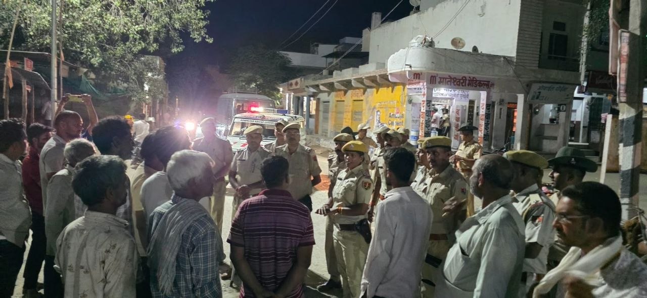 राजसमंद पुलिस ने पंचायती राज चुनाव को लेकर किया मतदान केंद्रों का निरीक्षण